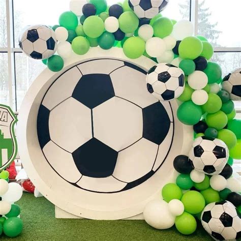 131pcs Football Balloons Garland Kit White Black Green Latex Balloons ...