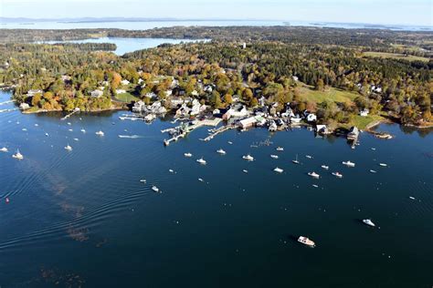 Visit North Haven Village, Maine for Cruisers and Boaters | Where to Anchor, Moor, & Explore