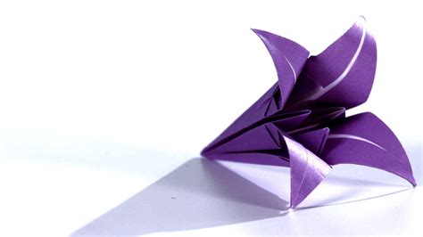 Decorate Your Home with These Beautiful Origami Flowers