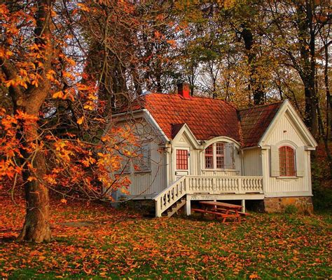 Autumn House Wallpapers - Top Free Autumn House Backgrounds - WallpaperAccess