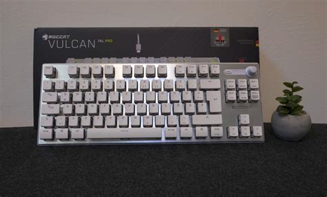 ROCCAT Vulcan TKL Pro Arctic White Test: Mehr als nur eine neue Farbe