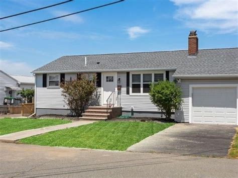 Revere Real Estate - Revere MA Homes For Sale | Zillow