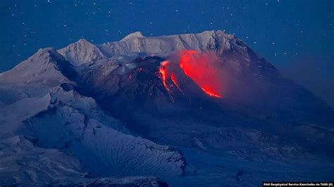 Russian volcano eruption - SalahSaqlain