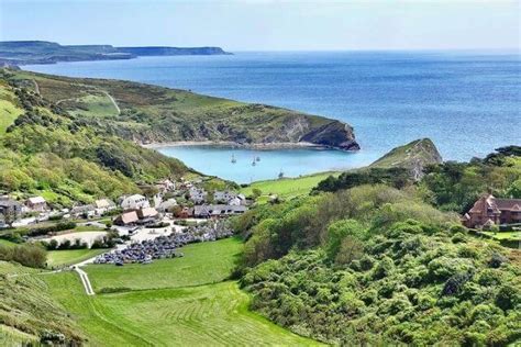 Lulworth Cove Dorset | Visitor Guide | Dream Cottages