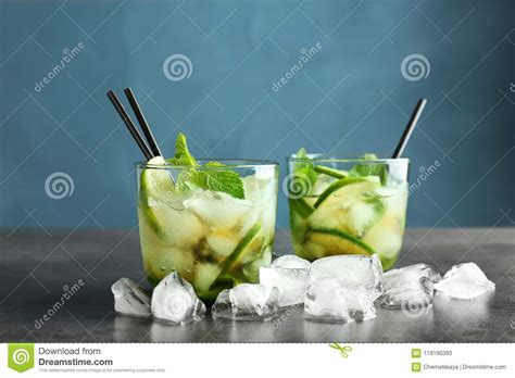 Delicious Mint Julep Cocktail in Glasses Stock Image - Image of lime, flavor: 119190393