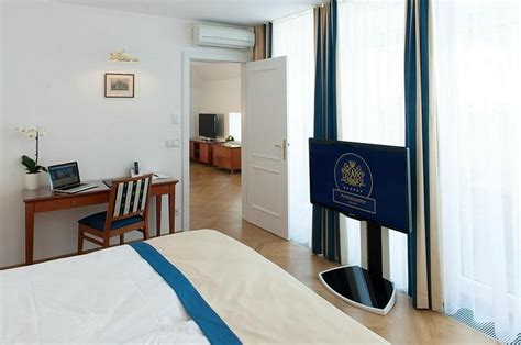 Ambassador Hotel Rooms: Pictures & Reviews - Tripadvisor