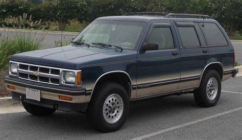 1994 Chevrolet S-10 Blazer Base - 2dr SUV 4.3L V6 4x4 Manual