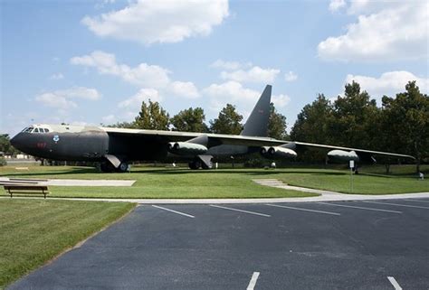 McCoy Air Force Base memorial, 22-10-2011 | 56-0587 Boeing B… | Flickr