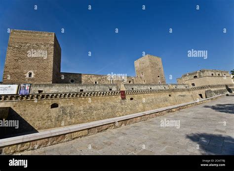 Castello Svevo di Bari (Bari Castle), Italy Stock Photo - Alamy