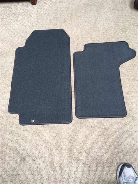 -SOLD- Floor mats - Black OEM from Saturn- New N/A OEM from Saturn. $40 ...