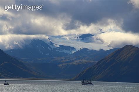 Makushin Volcano- Unalaska Island 이미지 (1181148485) - 게티이미지뱅크