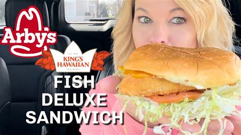 Arby’s Kings Hawaiian Fish Deluxe Sandwich - #3 Fast Food Fish Sandwich ...