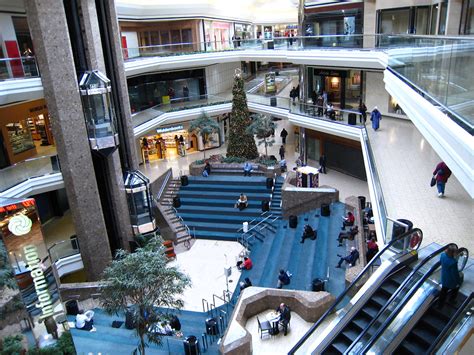 Columbus City Center Mall 06 | From the third mostly abandon… | Flickr