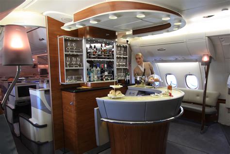 File:Emirates business class bar A380.jpg - Wikipedia