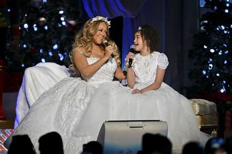 Inside Mariah Carey's 2022 Christmas Concert Special