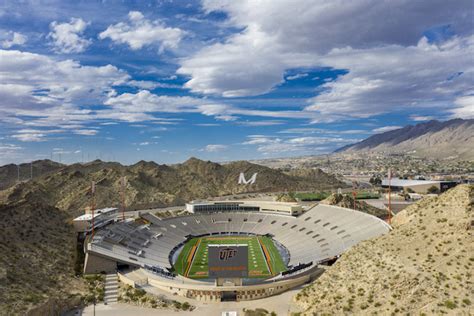 UTEP Spring Commencement Rescheduled for September 12 Sun Bowl Ceremony