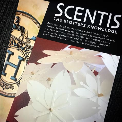 Scentis, the Blotters Knowledge #scentis #imprimeur #imprimerie #parfum ...