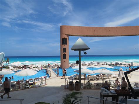 This is where I will be in 2 weeks! | Cancun resorts, Beach palace ...