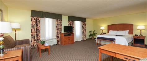 Hampton Inn Macomb, IL Hotel near Western Illinois