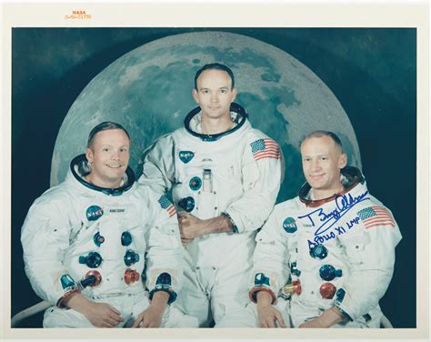 APOLLO 11 CREW – Photograph signed. 1969.