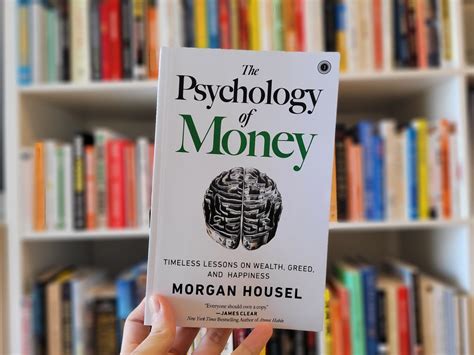 [BOOK REVIEW] The Psychology of Money : Petunjuk Mencapai Financial Freedom - Hatta Himawan