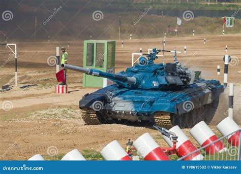 Tank T-72B3 of the Team of Uzbekistan on the Tank Biathlon Track Editorial Photography - Image ...