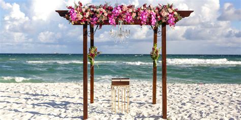 Pensacola Beach Weddings - https://hiltonpensacolabeach.com