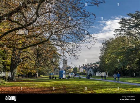 Cirencester park hi-res stock photography and images - Alamy