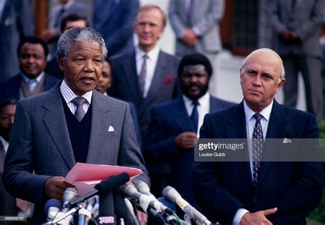 Nelson Mandela and President F.W. de Klerk make opening press... News Photo - Getty Images