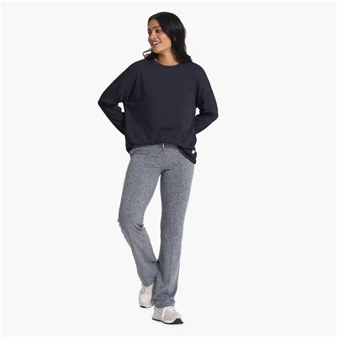 Vuori Womens Shirt Long-Sleeve Sunrise Crew