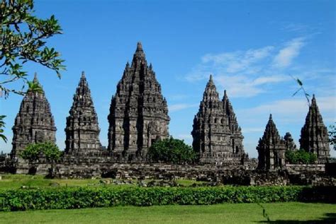 Prambanan Temple, Exotic Hindu Temple in Yogyakarta - Yogyakarta ...