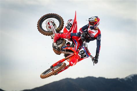 Ken Roczen - Team Honda HRC 2020 - Motocross Pictures - Vital MX