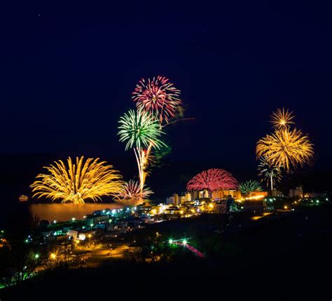 The 38th Lake Toyako Long Run Fireworks Display 6/1 (Mon) to 10/31 (Thu) ｜ TOYA Colors