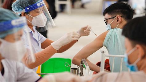 Vietnam sees steady rise of new Covid-19 cases, records 12,450 ...