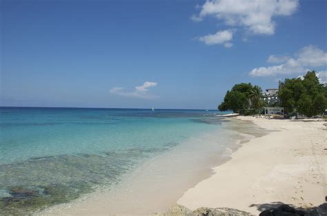 Barefoot on the Beach: Paynes Bay Barbados | Loop Barbados