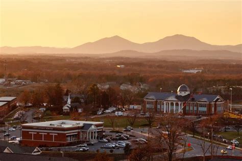 Pic of the Day Spring 2012 - Liberty University | Liberty university ...