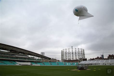 EE looks to drones and big balloons to tackle 4G 'notspots'