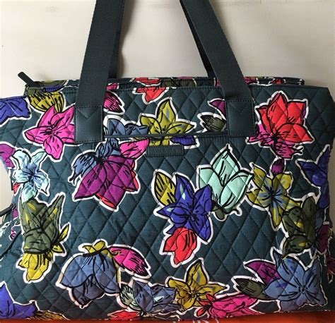 NWT Vera Bradley Triple Compartment Travel Bag FALLING FLOWERS - Women ...