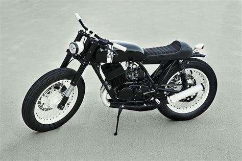 Legendary Yamaha RD350 Customized Into An Absolute Beast