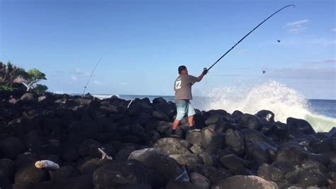 Ulua fishing kauai - YouTube