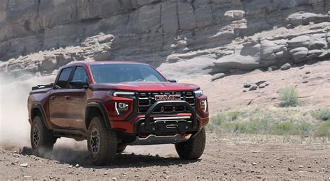 Off-Roading Gets an Upgrade in Power and Sophistication: Meet the 2023 GMC Canyon AT4X