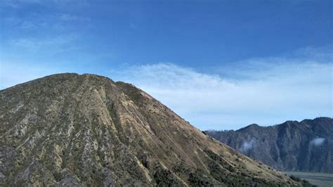 Detail Gambar Pemandangan Gunung Bromo Koleksi Nomer 45