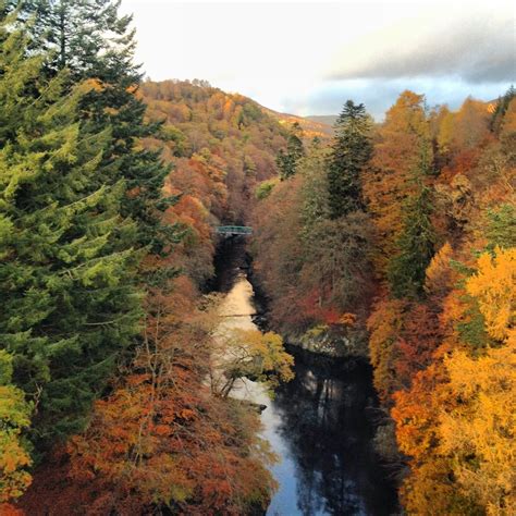 Craigatin House and Courtyard - Pitlochry - Scotland: NOVEMBER PITLOCHRY AUTUMN COLOURS TOUR