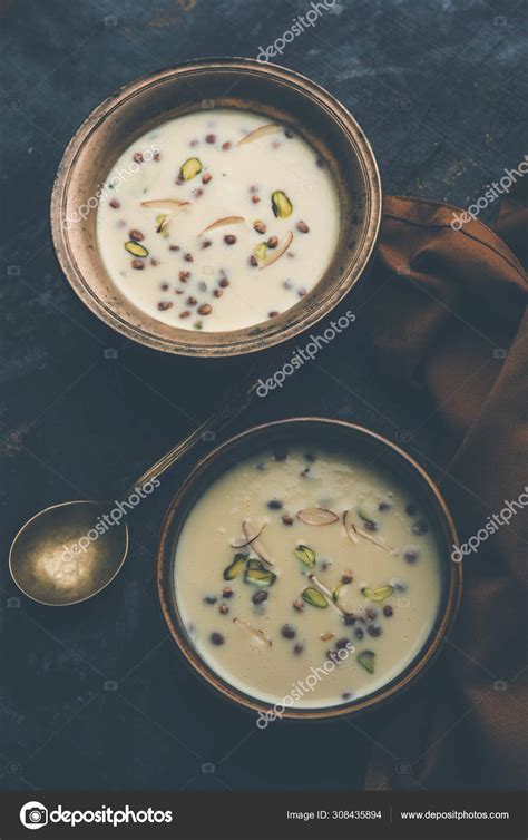 Basundi Rabri Rabdi Dessert Made Condensed Milk Dry Fruits — Stock ...