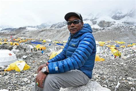 Sherpa guide Kami Rita scales Mount Everest for a record 28th time