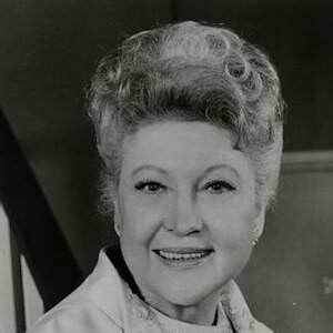 Lurene Tuttle - b. 1907 | Character actor, Old hollywood glamour, Hollywood