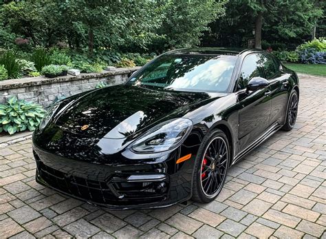 2019 Porsche Panamera GTS | PCARMARKET