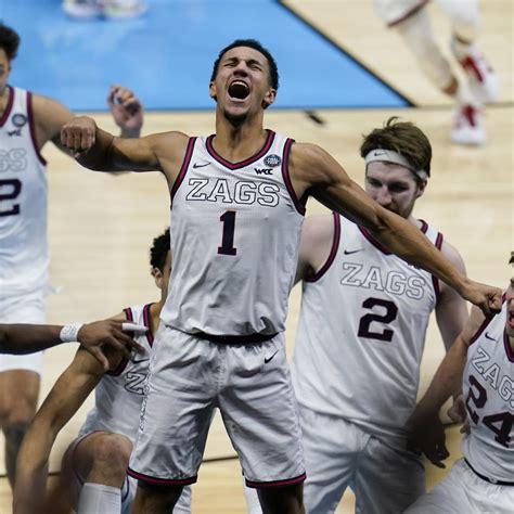 Video: Jalen Suggs OT Buzzer-Beater Gives Gonzaga Final Four Win over ...