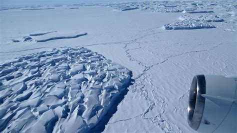 Climate Model Predicts West Antarctic Ice Sheet Could Melt Rapidly - The New York Times