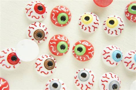 4 pairs (8pcs) Bloodshot Eyes Cabochon (16mm) DR397 (((LAST))) | Handmade, Halloween themes, Etsy